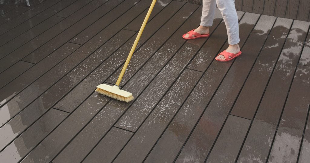 composite deck cleaning