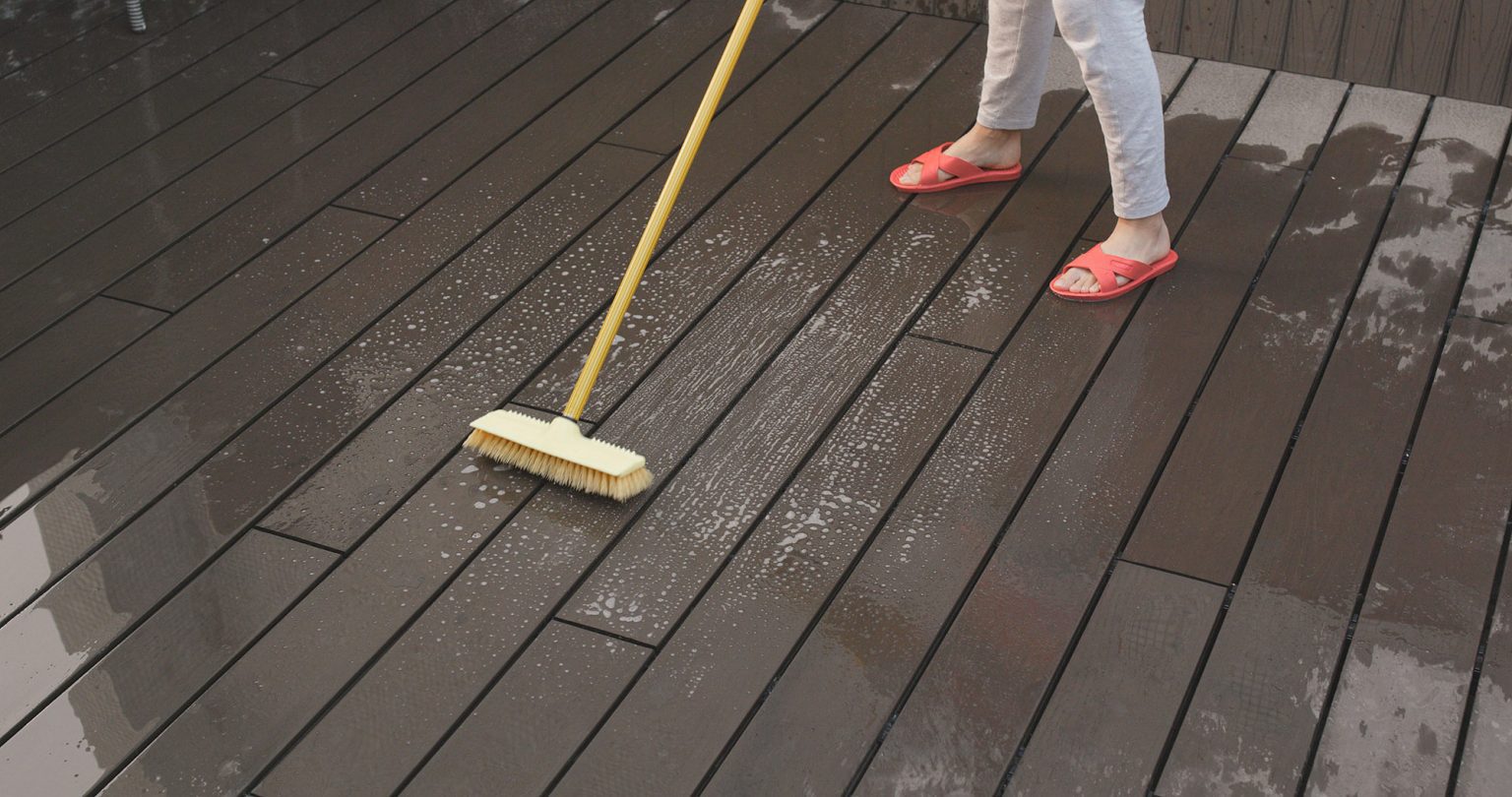 Does Composite Decking Require Regular Maintenance? AdvantageLumber Blog