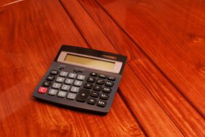Convert Square Feet to Linear Feet with this Calculator