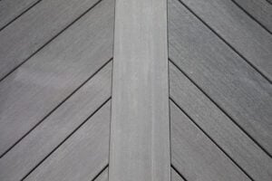 Most Popular Deck Board Layout Patterns for Residential Homes ...