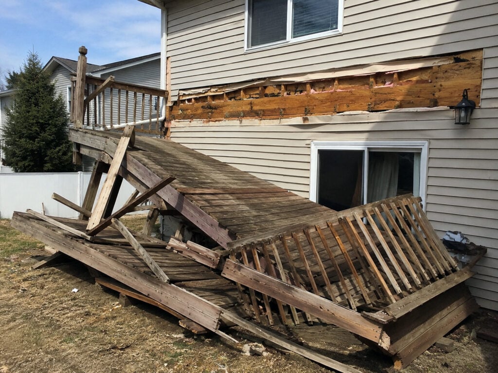 deck collapse